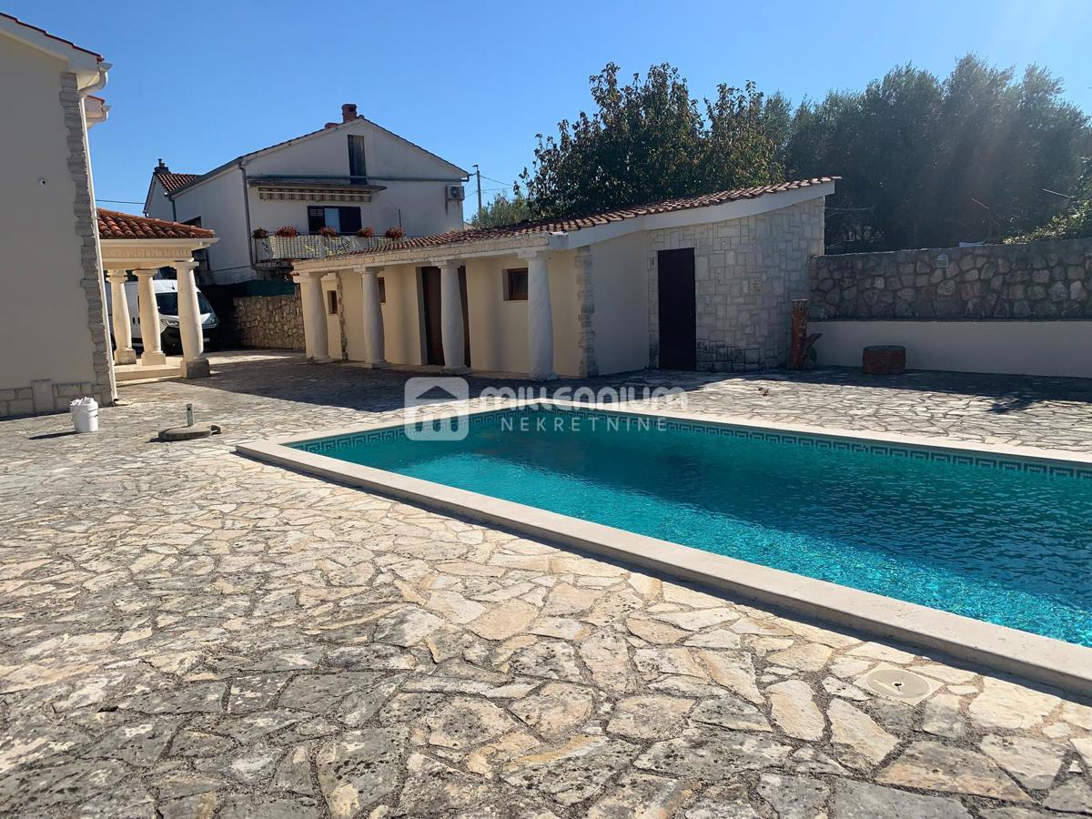 Otok Krk, Čižići, 160m2, samostojeća kuća – 3