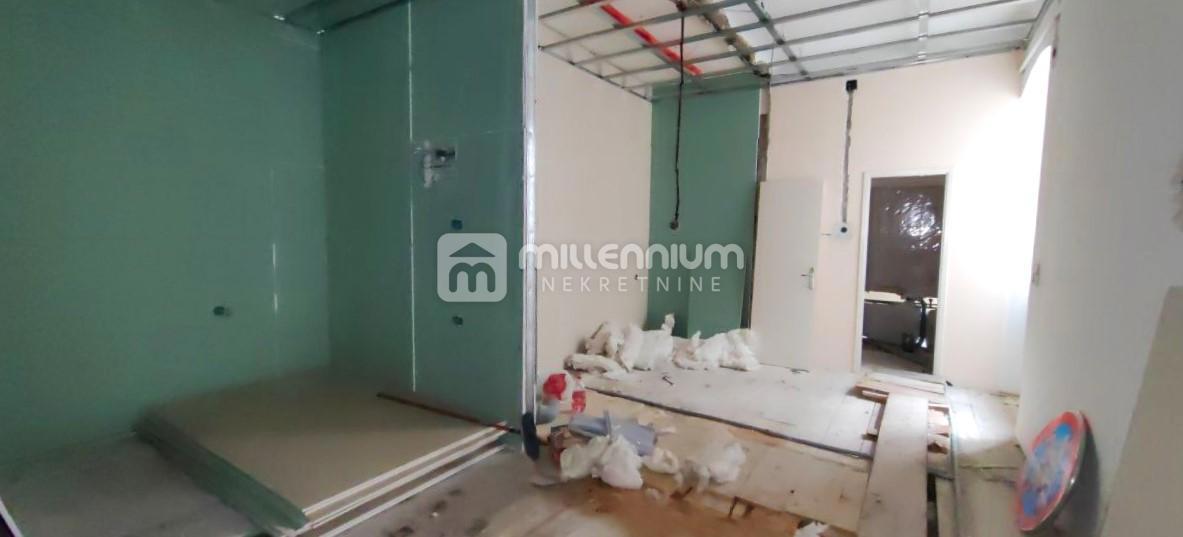 Rijeka, Centar, 141.20m2, 5 stambenih jedinica – 2