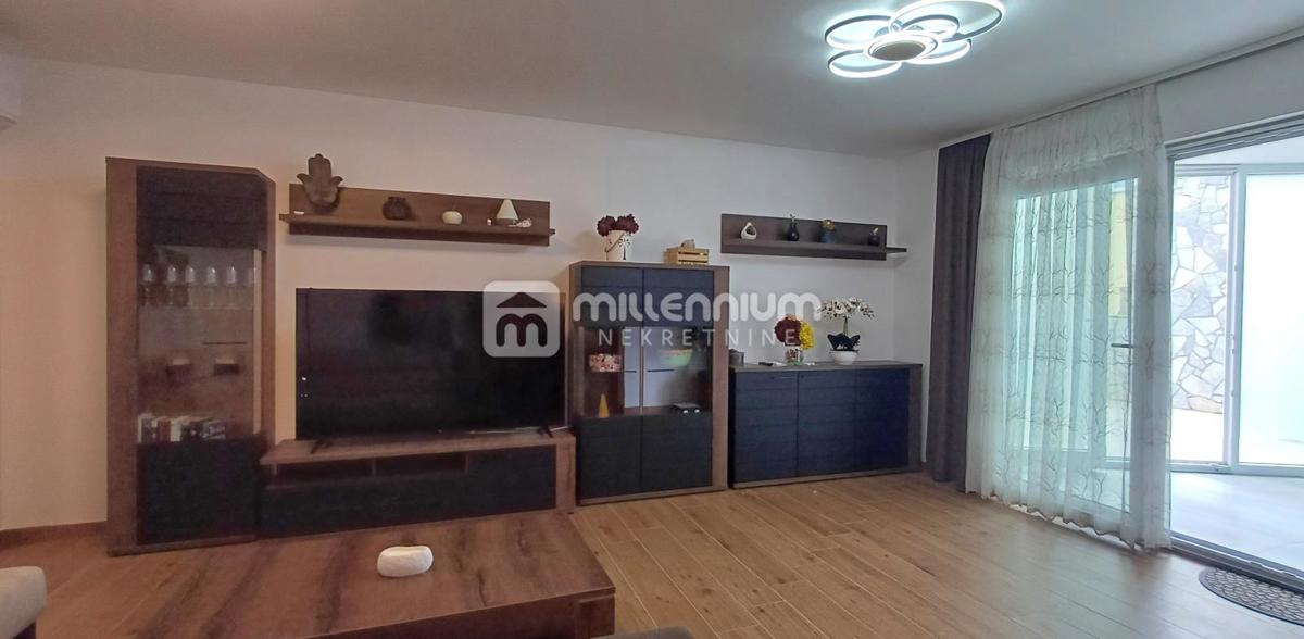 Matulji, 132.35m2, 3s+db, terasa, okućnica, 2 parkirna mjesta – 3