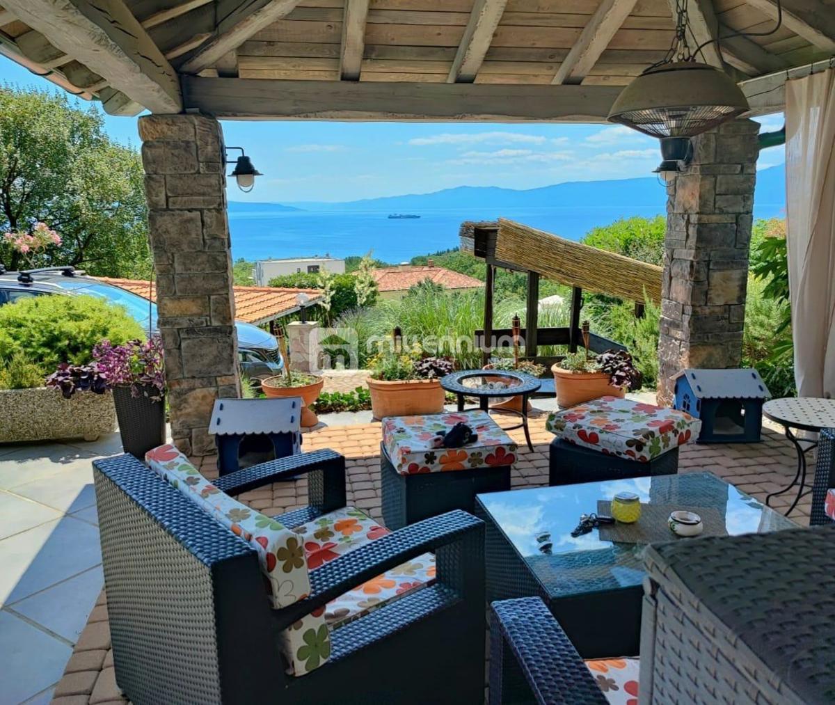 Дом KOSTRENA, 912.000 €