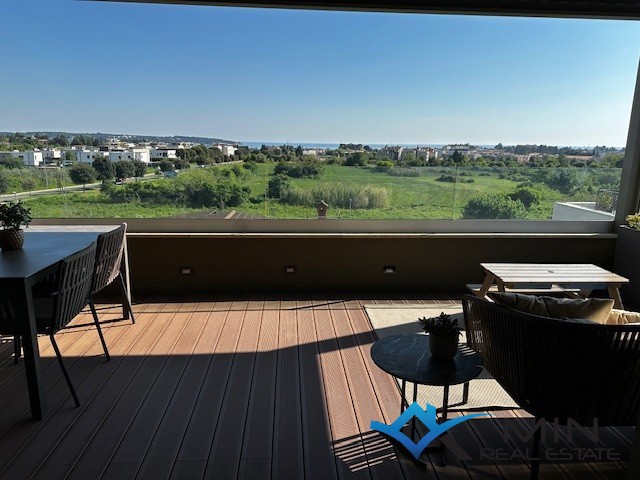 Appartamento NOVIGRAD, 595.000 €