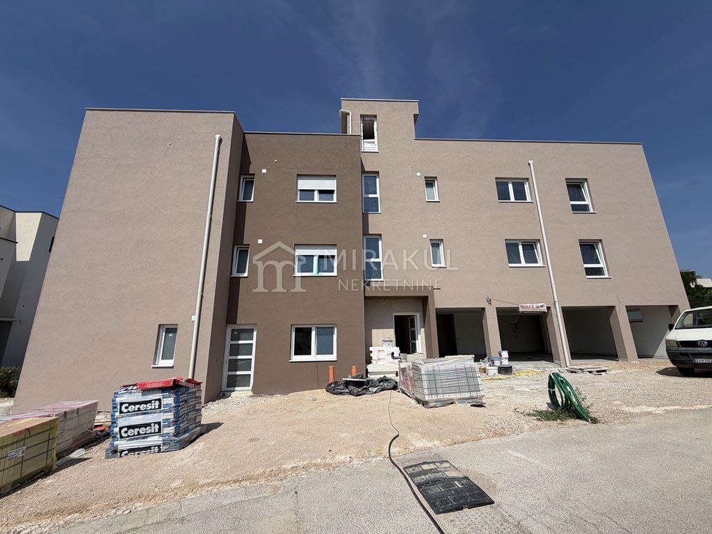 Vodice nekretnine, NOVOGRADNJA, Stan S2 s pogledom na more