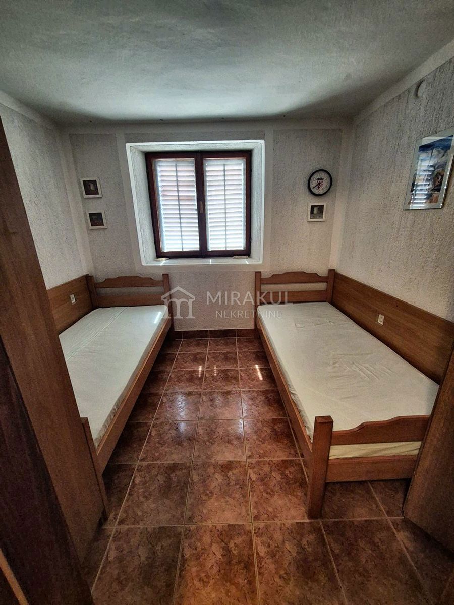 Nekretnine Betina, Kamena kuća sa pogledom na more sa terase – 2