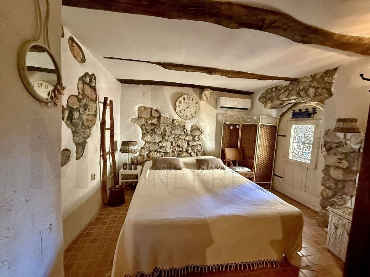 VRBNIK
