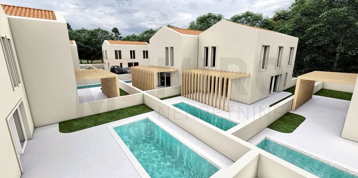 Участок KRK, 185.000 €