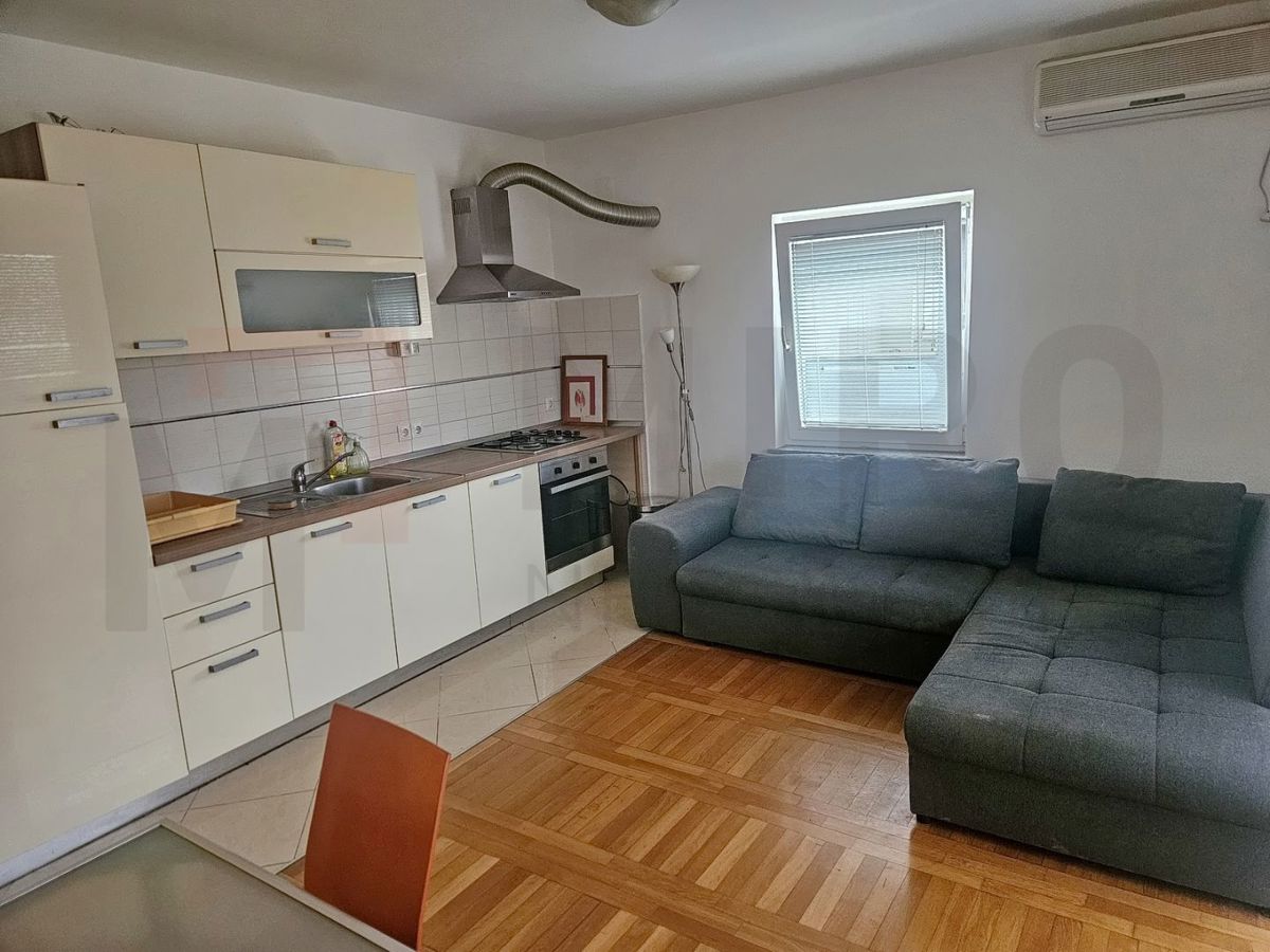 Appartamento KRK, 215.000 €