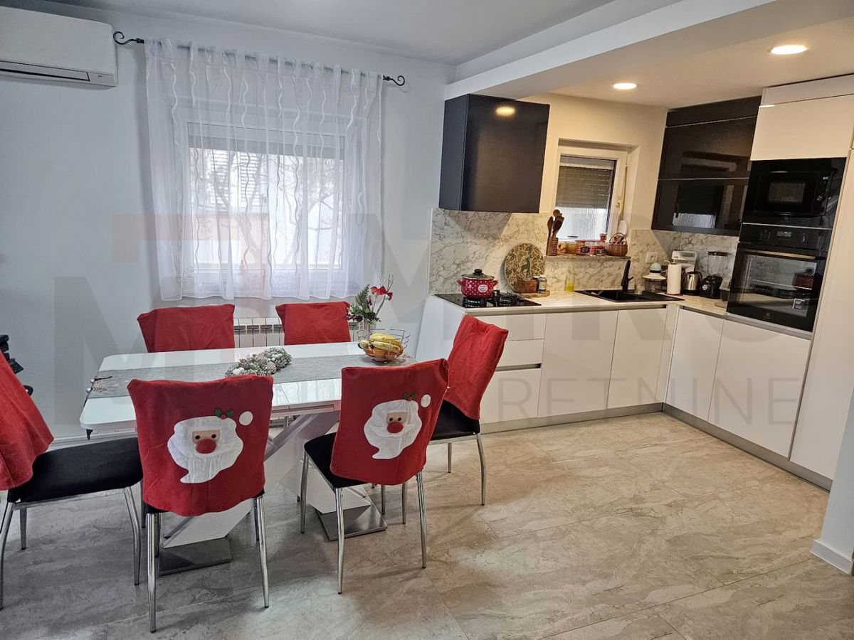 Appartamento KRK, 235.000 €