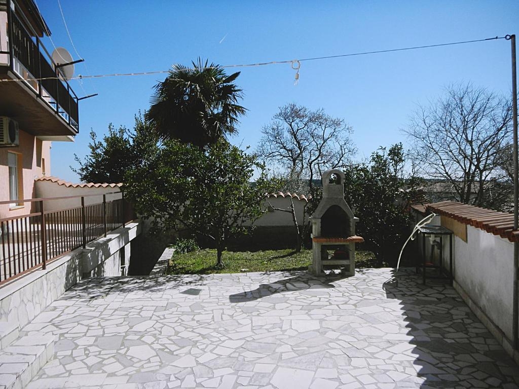LIŽNJAN