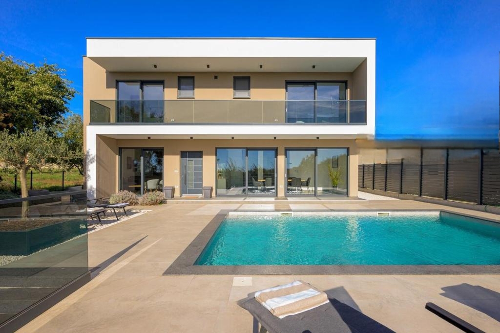 Дом SVETVINČENAT, 620.000 €