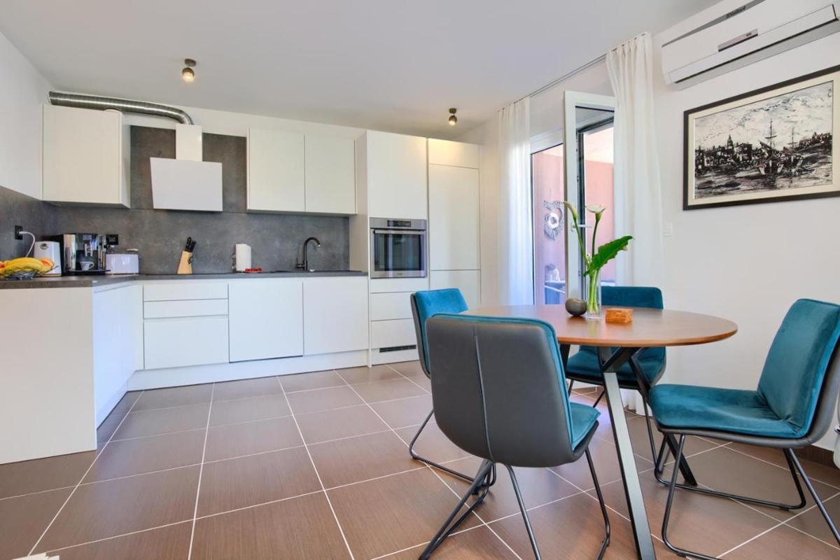 Appartamento PULA, 280.000 €