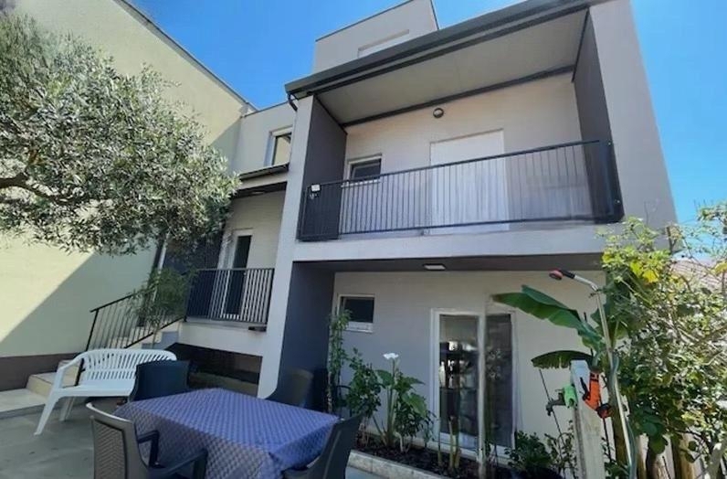 Дом PULA, 670.000 €