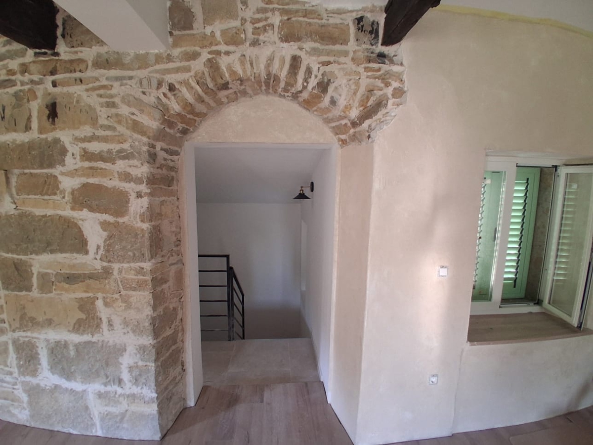 BUZET