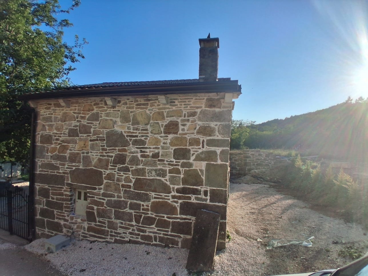 BUZET