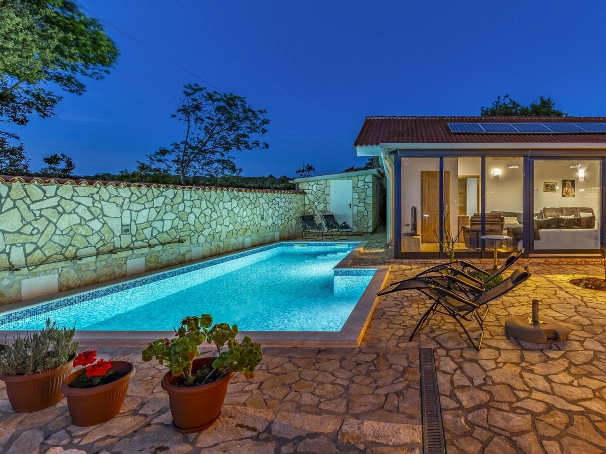 Casa MEDULIN, 412.000 €