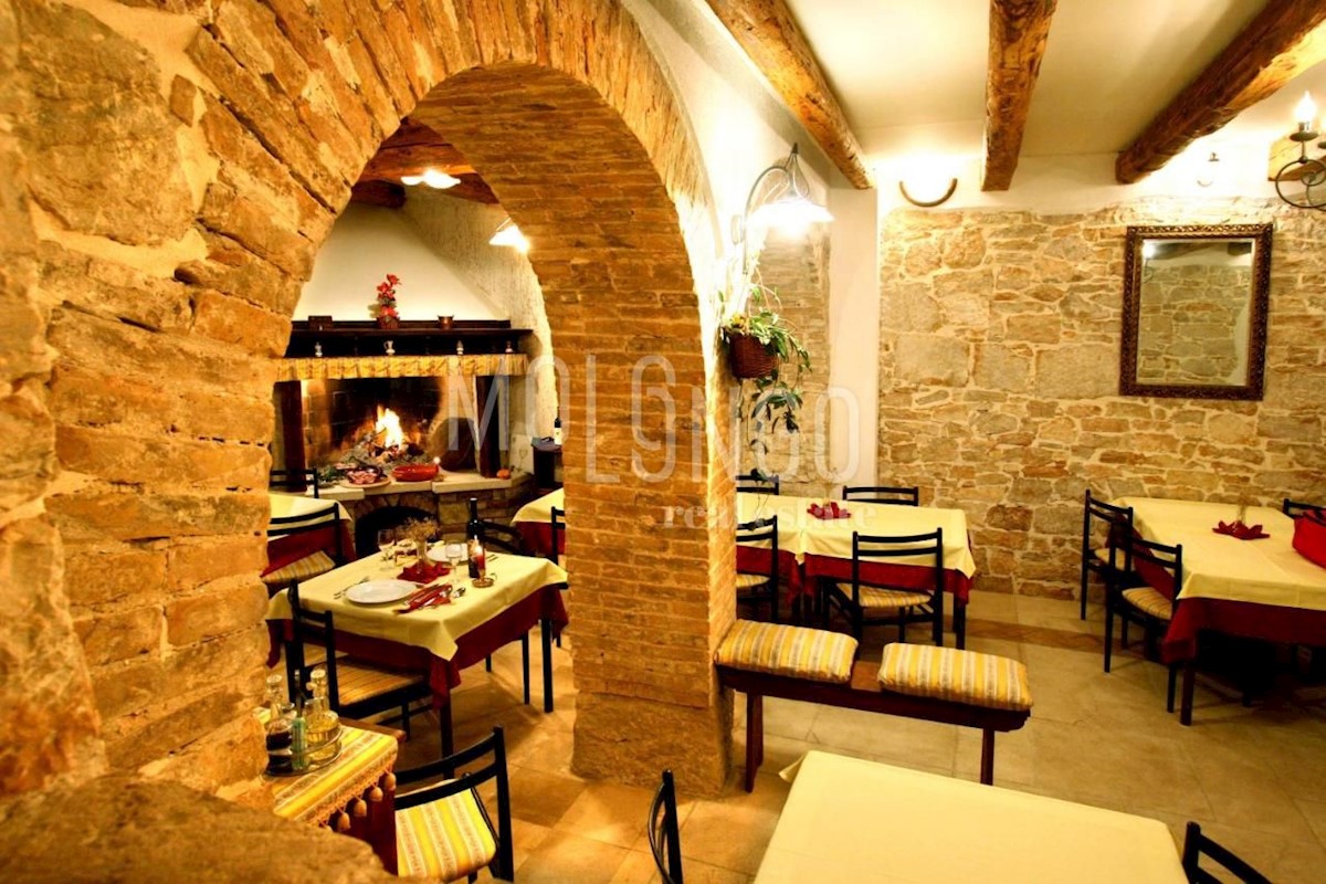 KAŠTELIR