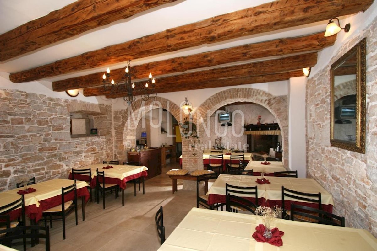 KAŠTELIR