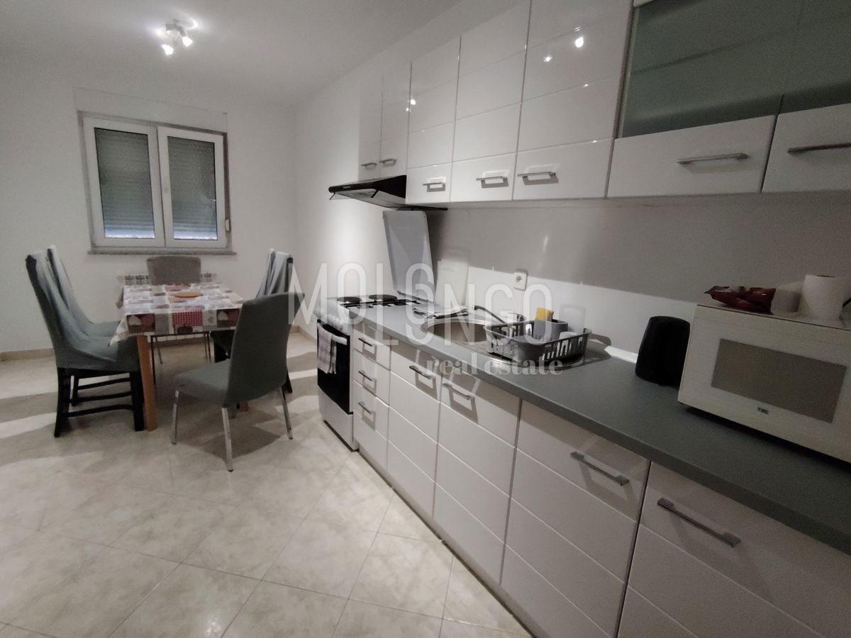 Appartamento RIJEKA, 250 €