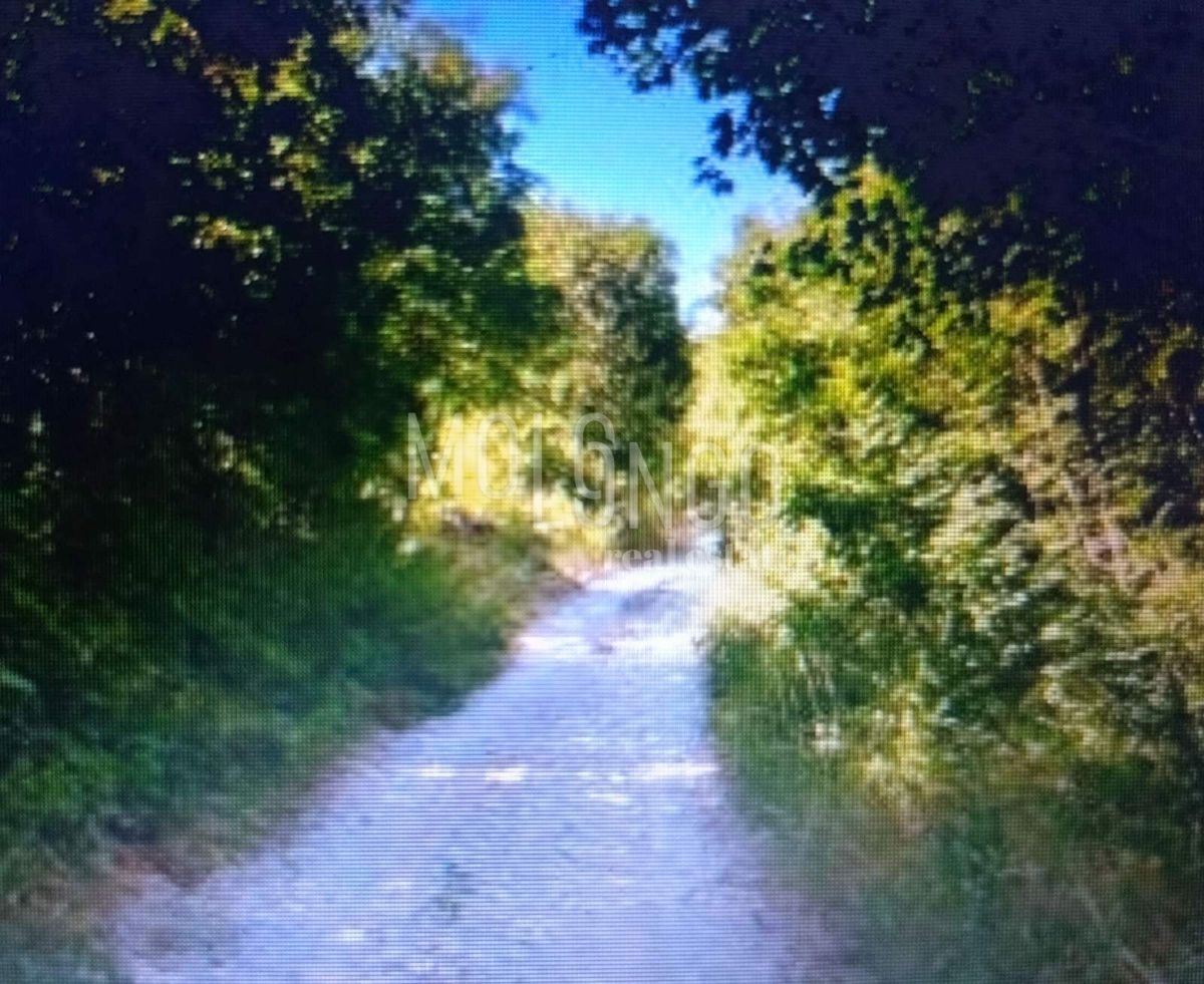 Terreno MATULJI, 7.500 €