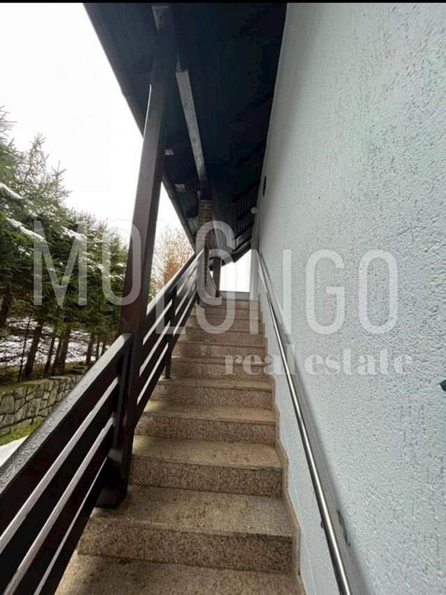 RAZLOGE
