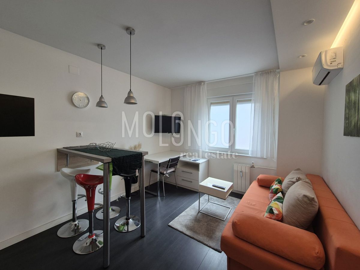 Appartamento RIJEKA, 500 €