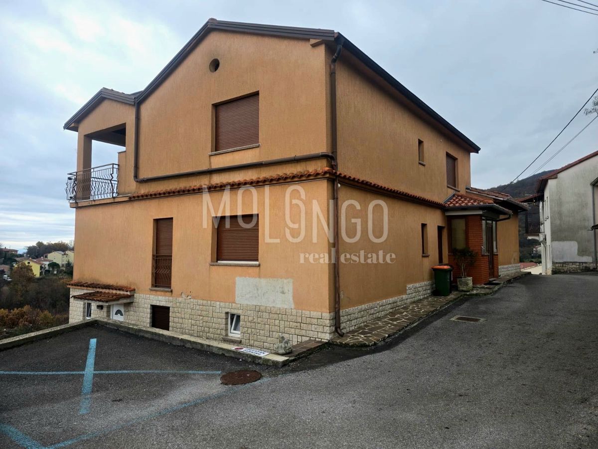 Дом MATULJI, 390.000 €