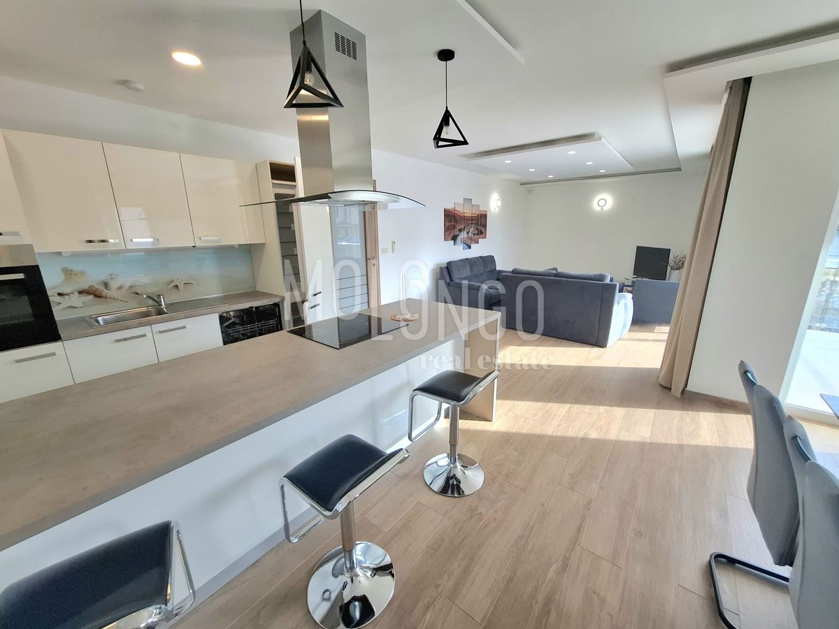 Квартира KOSTRENA, 1.500 €
