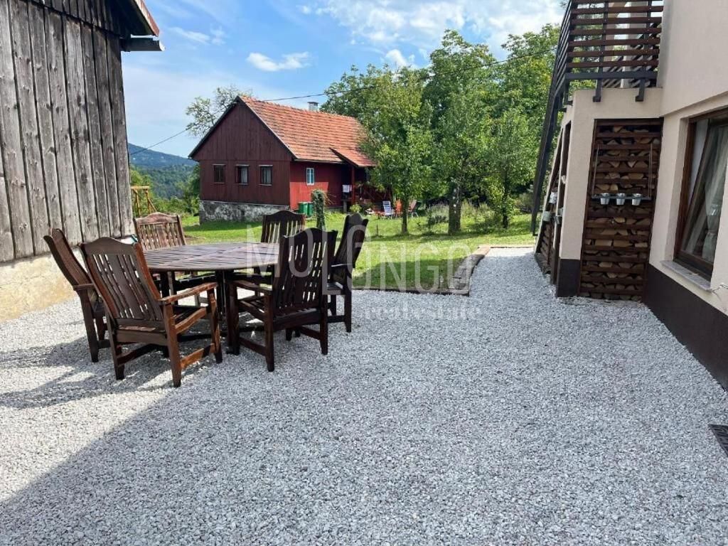 KOMLENIĆI