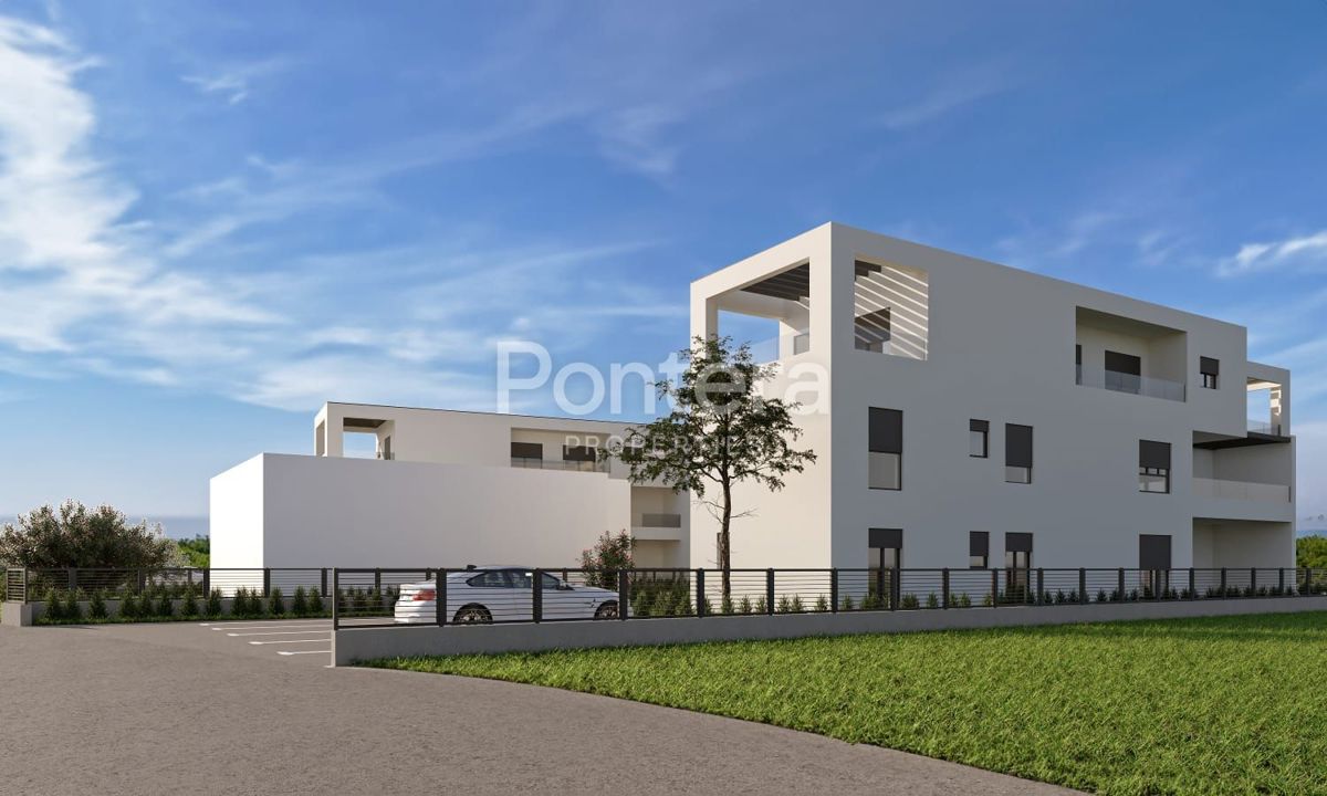 ISTRA, POREČ – novogradnja, 500m od mora