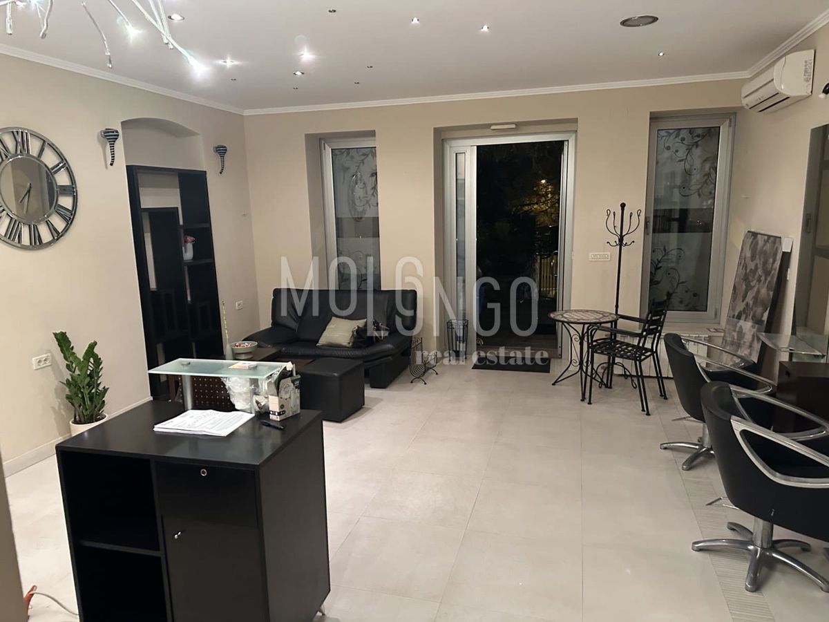 Коммерческая площадь RIJEKA, 900 €