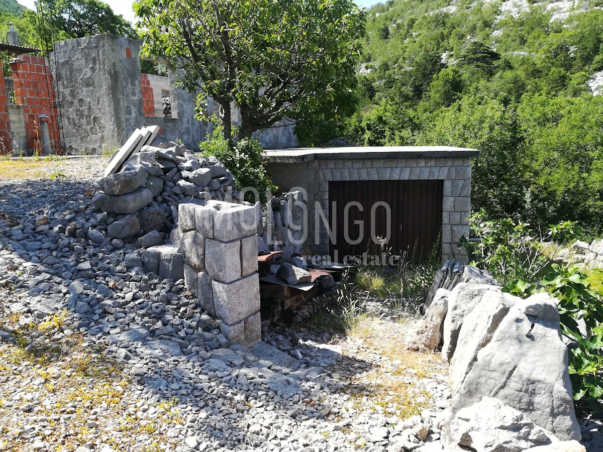 LUKOVO