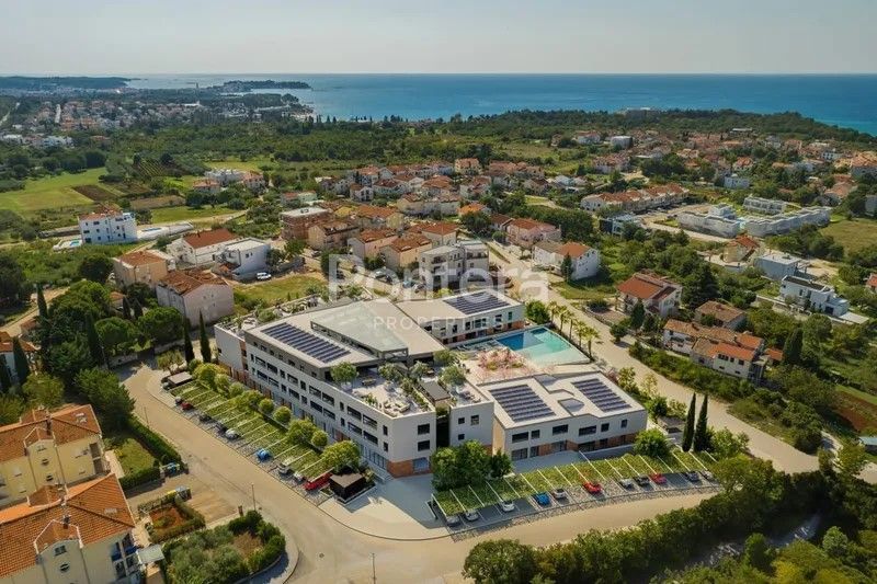 ISTRA, POREČ luksuzan stan 3s+db s pogledom na more.