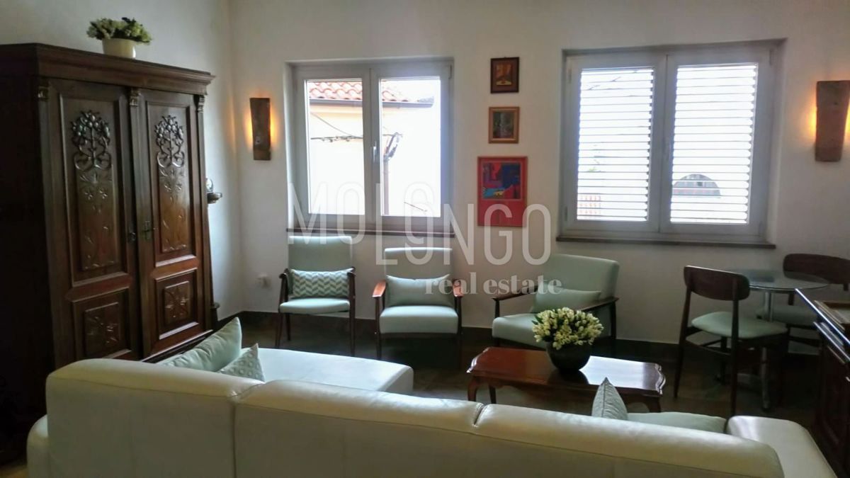 Casa MOŠĆENIČKA DRAGA, 360.000 €