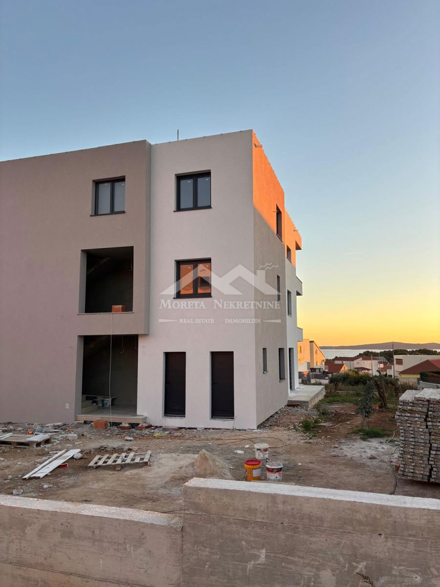 Квартира TRIBUNJ, 372.000 €