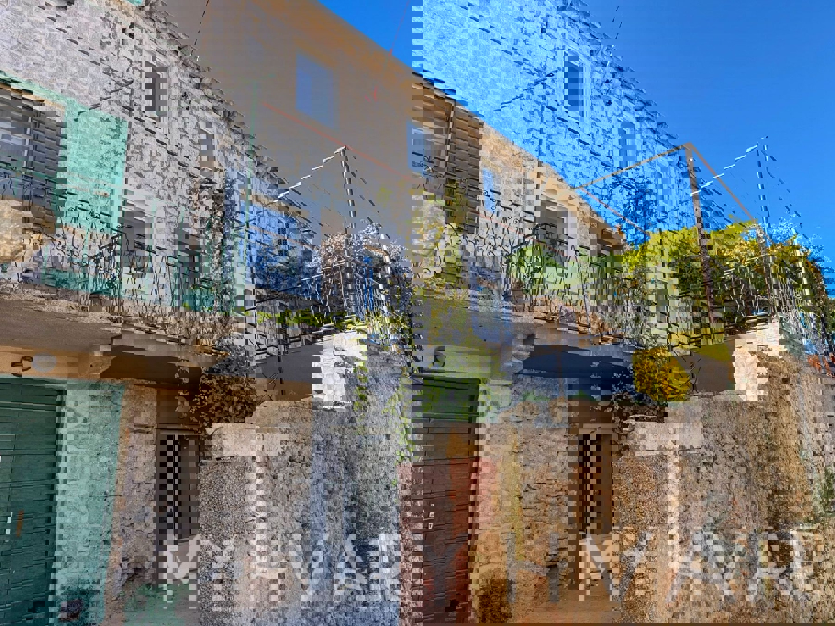 Casa JELSA, 640.000 €