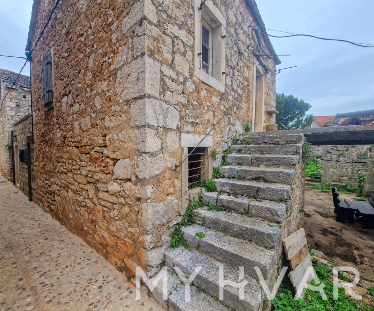 Casa JELSA, 330.000 €