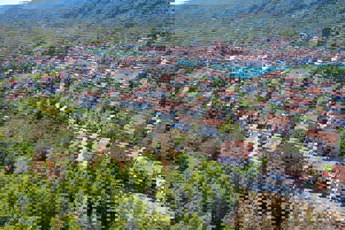 STARI GRAD