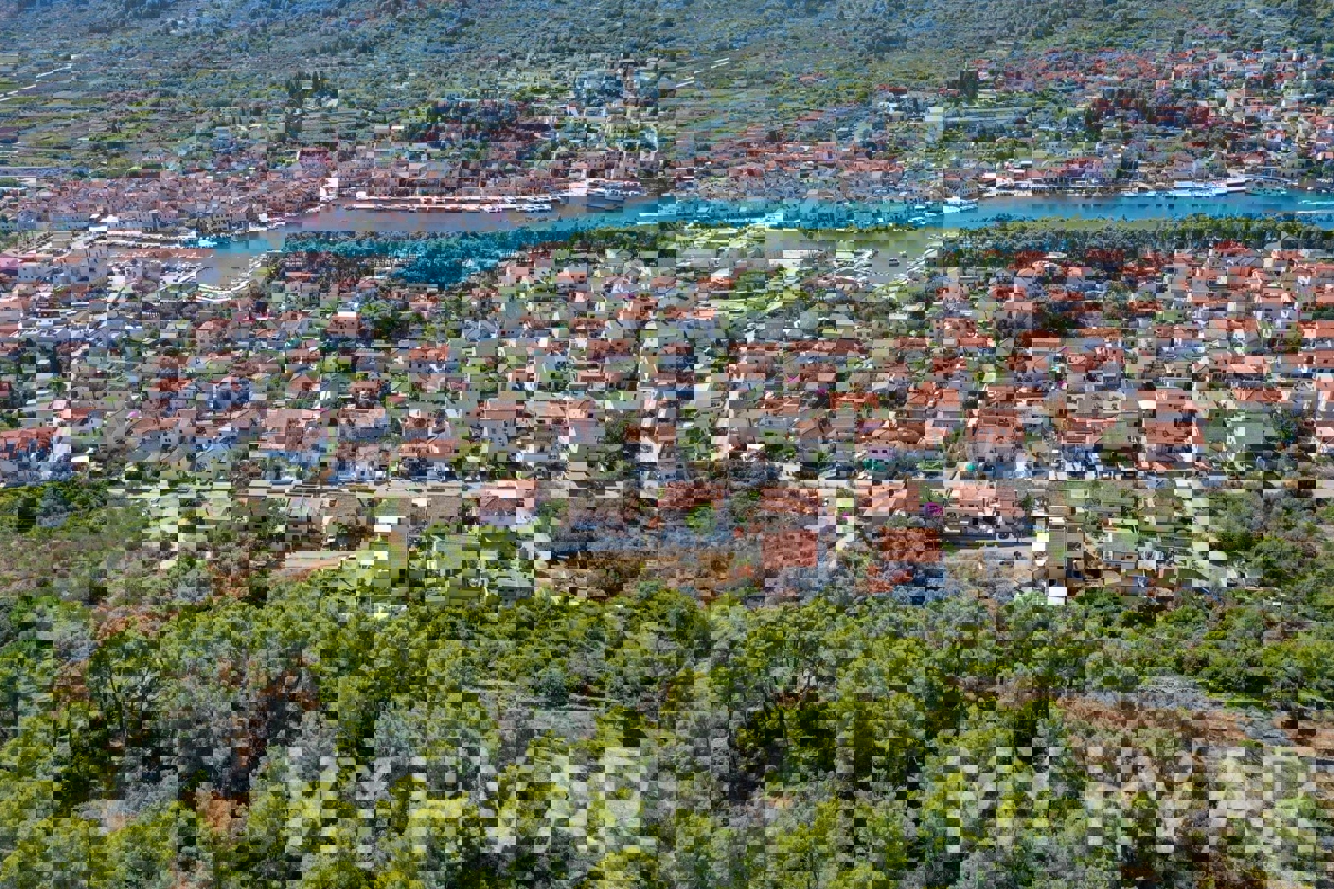 STARI GRAD