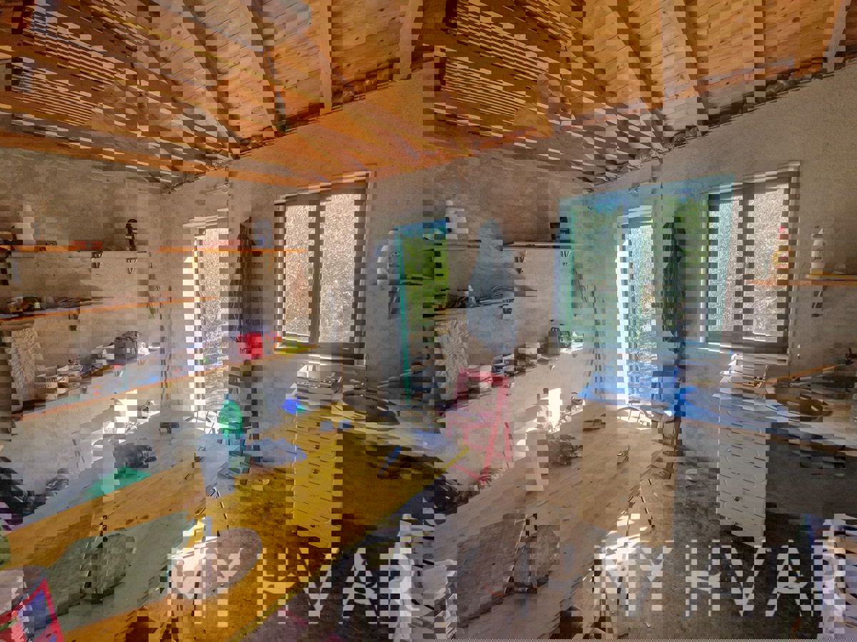 Terreno JELSA, 160.000 €