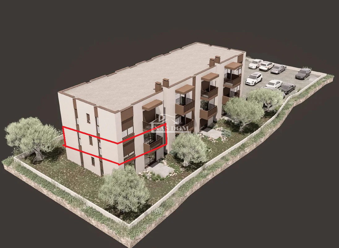 Vodice - Stan S3 v prvem nadstropju, 1300 m od plaže