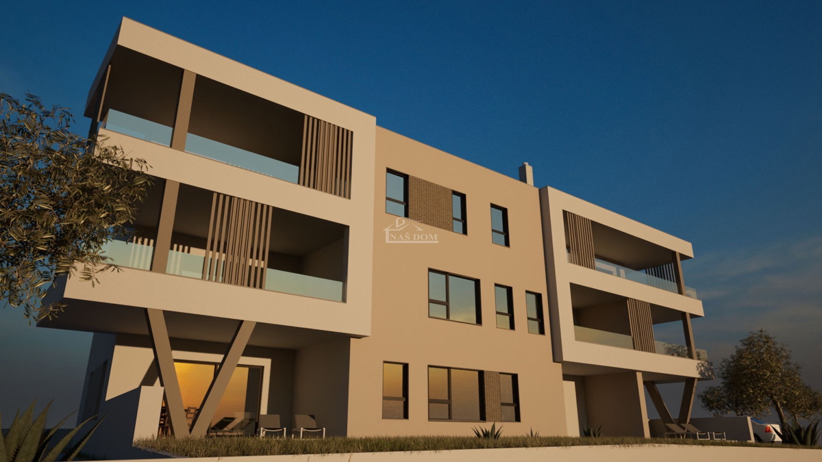 Vodice - Stan S2 u prizemlju moderne novogradnje, mirna lokacija