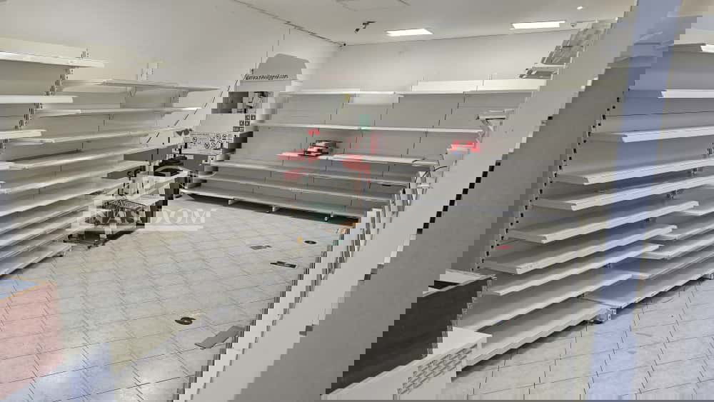 Коммерческая площадь VODICE, 180.000 €