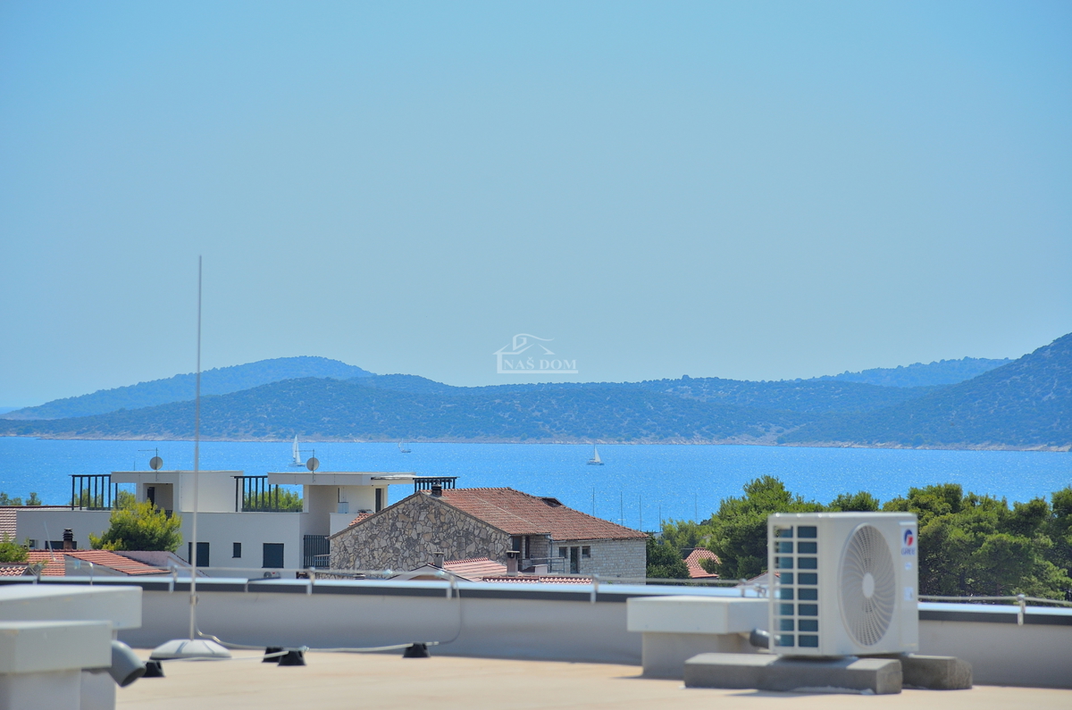 Vodice - novogradnja S5 stan s pogledom na morje