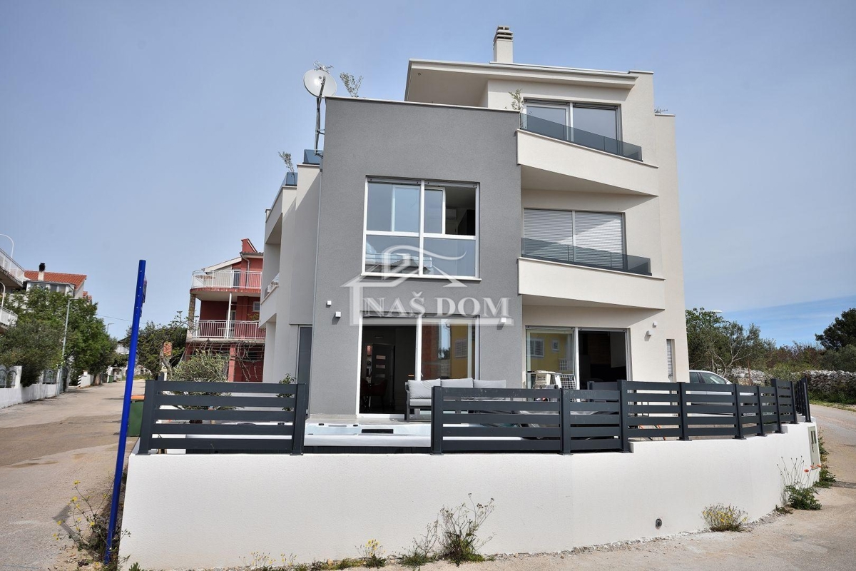 Vodice - furnished two-level apartment with a garden, 850 m from the sea