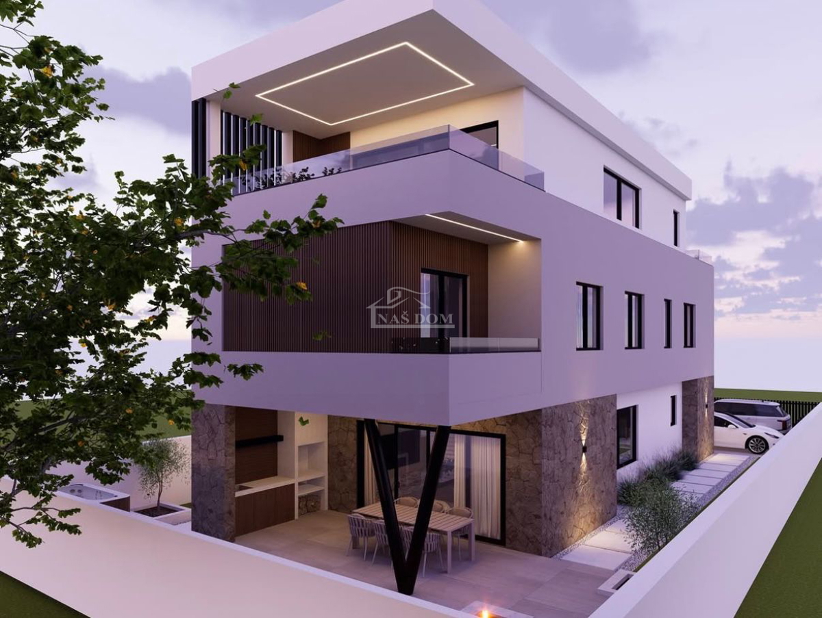 Vodice - Luksuzni dvoetažni stan S1, mirna lokacija