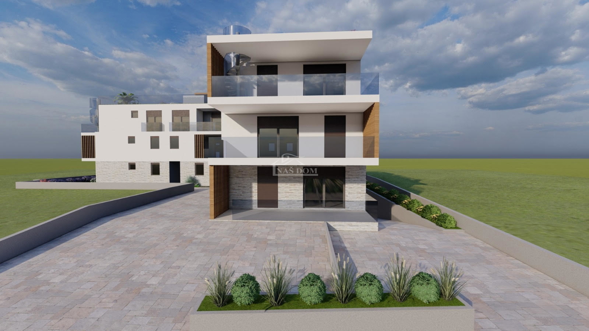 Vodice - Apartman A1 s garažom i vrtom, TOP LOKACIJA
