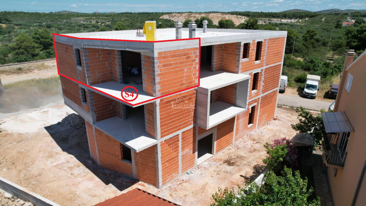 Vodice - Jednosoban Stan S4 na drugom katu, 900m od plaže