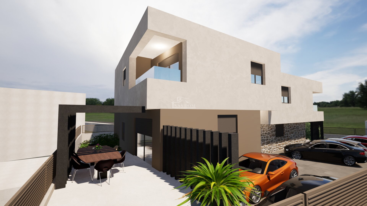 Vodice - ground floor two-bedroom apartment with garden