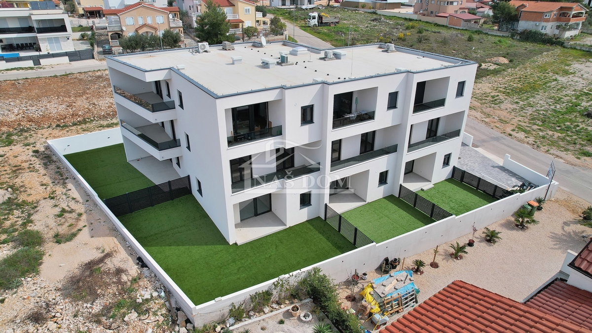 Vodice - S2 two-level apartment with garden, 113.43 m2