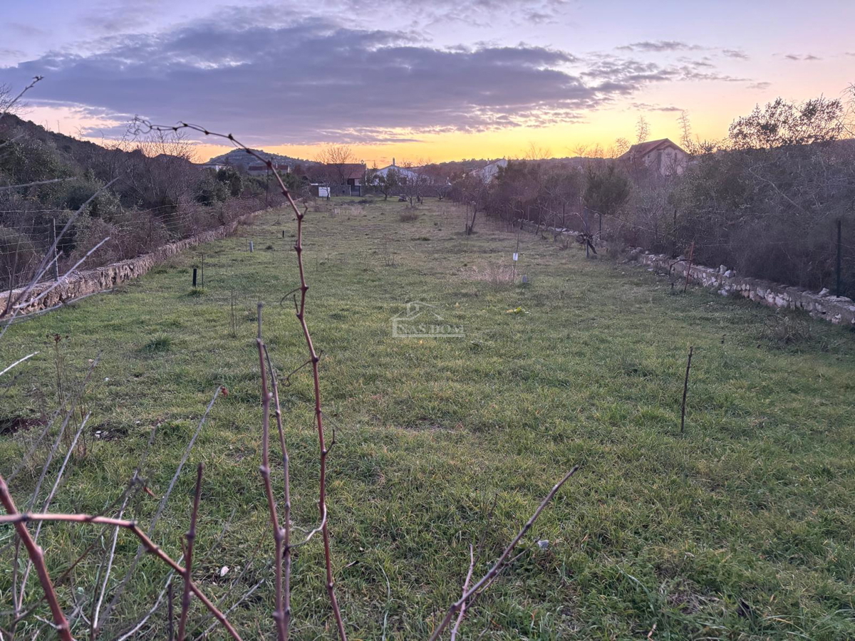 Terreno VODICE, 56.938 €