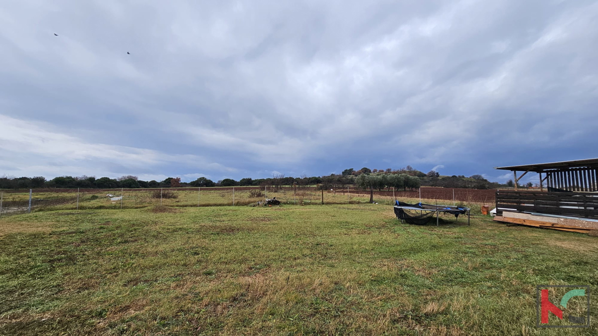 Участок PULA, 103.000 €